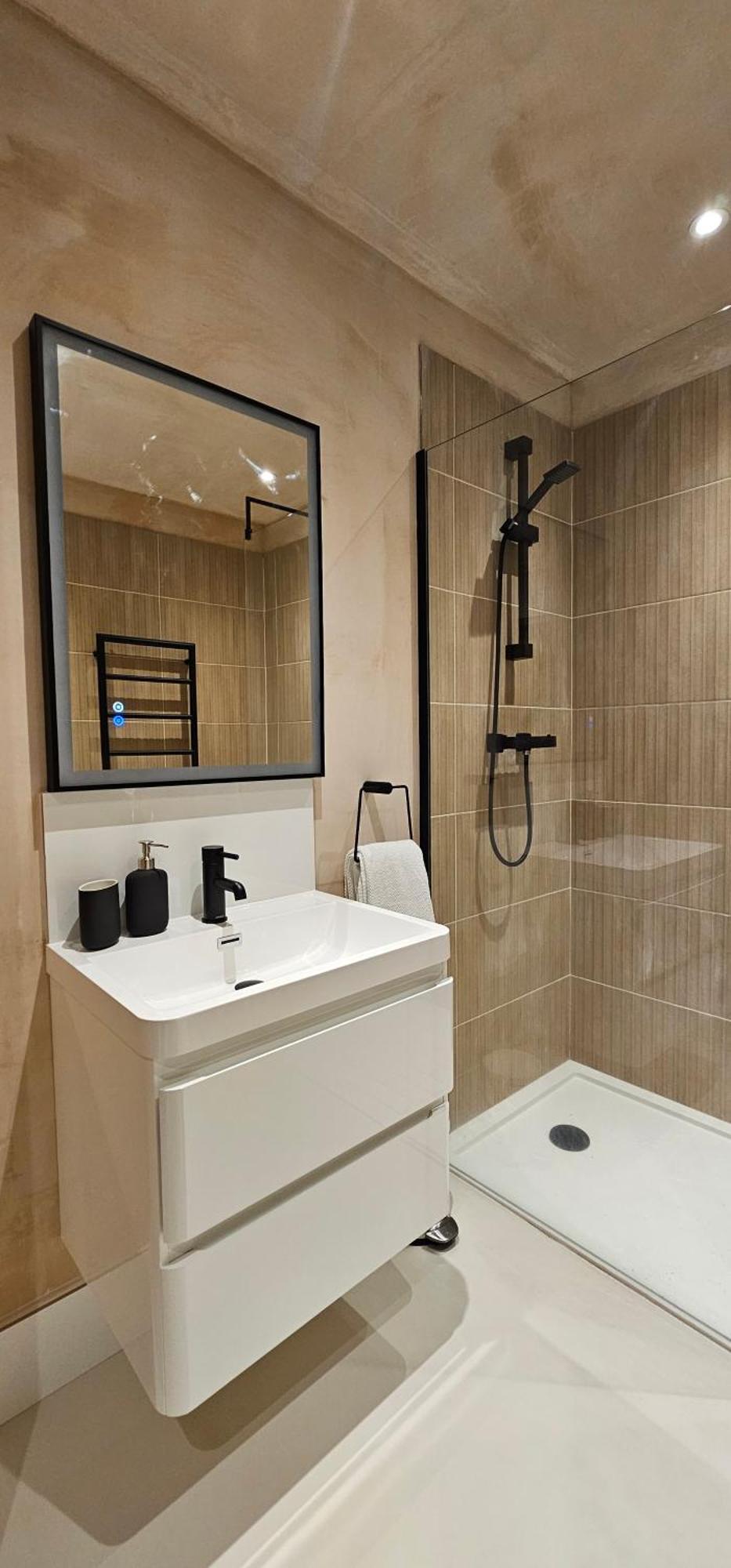 Shorebreak Apartments New Quay Екстериор снимка