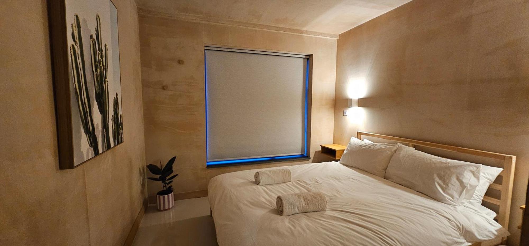 Shorebreak Apartments New Quay Екстериор снимка